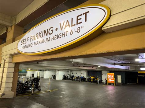 las vegas casino parking fees.